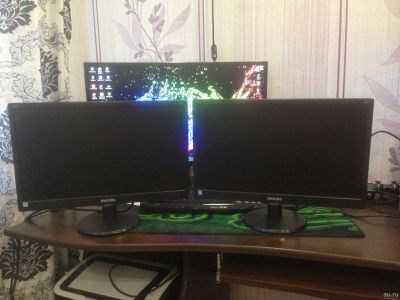 Лот: 13063393. Фото: 1. Продам 2 монитора philips 19. ЖК-мониторы