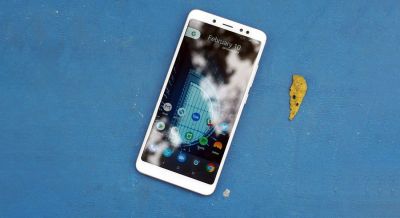 Лот: 11577661. Фото: 1. Xiaomi Redmi Note 5 3-32gb. gold. Смартфоны