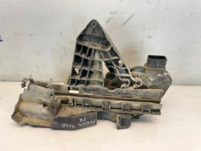 Лот: 22460226. Фото: 1. замок двери Ford Focus CB4. Другое (автозапчасти)