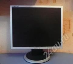 Лот: 1084453. Фото: 1. samsung-740n отличный монитор... ЖК-мониторы