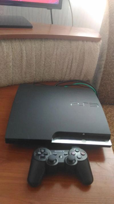 Лот: 6768474. Фото: 1. продам sony plastation 3 прошитая. Игровые приставки, консоли