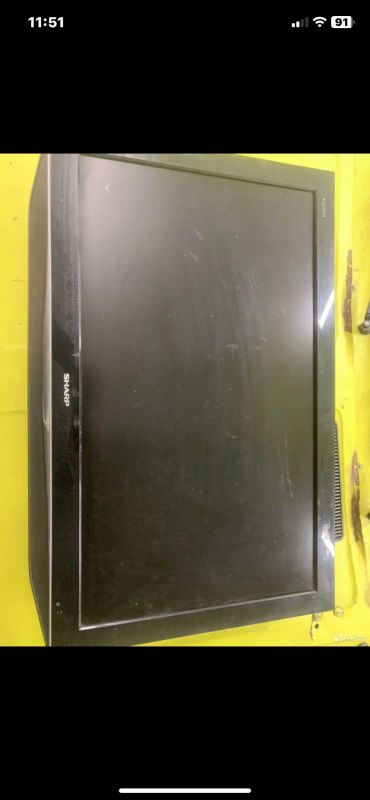 Лот: 24679523. Фото: 1. Телевизор sharp aquos 37. Телевизоры