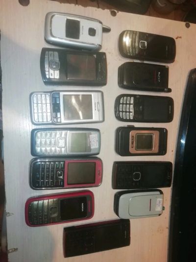 Лот: 14474875. Фото: 1. Колекция Nokia 13шт рабочии. Смартфоны