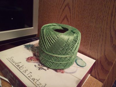 Лот: 14825471. Фото: 1. Пряжа хлопковая Yarn Art зеленая. Ткани, нитки, пряжа