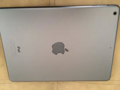 Лот: 9577785. Фото: 1. iPad air. Планшеты