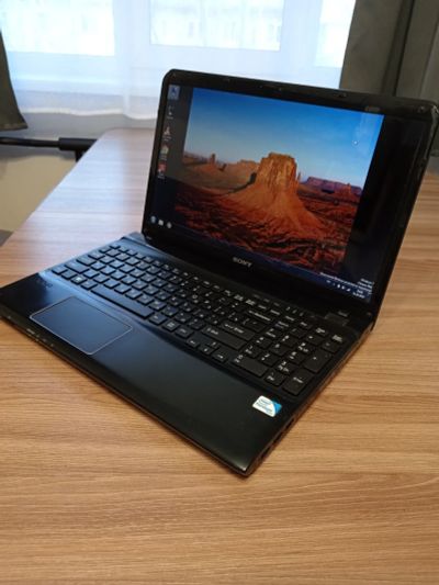 Лот: 25850669. Фото: 1. Ноутбук sony Vaio SVE151J11V. Ноутбуки