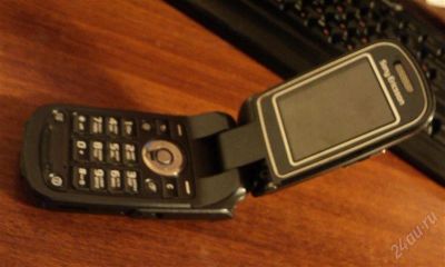 Лот: 1098567. Фото: 1. Sony Ericsson. Кнопочные мобильные телефоны