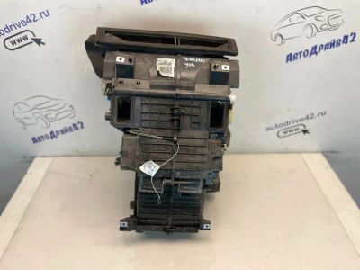 Лот: 22460390. Фото: 1. корпус отопителя Nissan Terrano... Двигатель и элементы двигателя