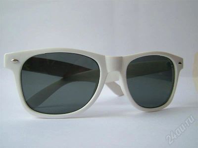 Лот: 311551. Фото: 1. Очки wayfarer - Белые классик. Очки солнцезащитные