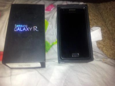 Лот: 3649792. Фото: 1. Samsung Galaxy R GT-I9103(оригинал... Смартфоны