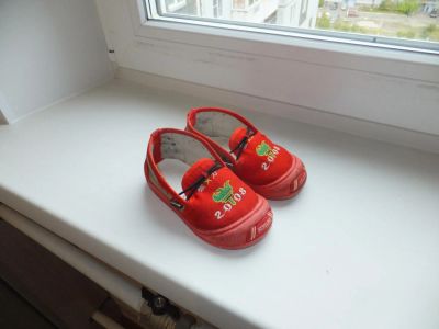 Лот: 6180781. Фото: 1. Тапочки-полукеды р-р 22. Много... Кеды, кроссовки