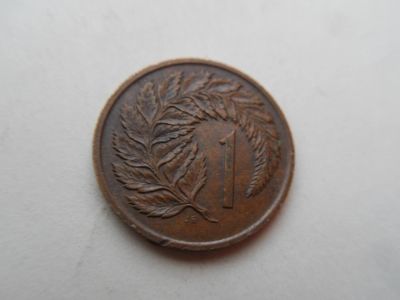 Лот: 10205440. Фото: 1. Новая Зеландия 1 цент 1975. Австралия и Океания