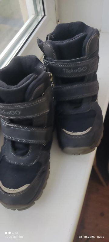 Лот: 25896250. Фото: 1. Ботинки зимние 37 размер. Ботинки