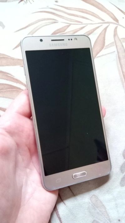 Лот: 17166866. Фото: 1. Смартфон Samsung J5 2016. Смартфоны