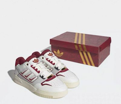 Лот: 25762422. Фото: 1. Кроссовки adidas оригинал 38 размер. Кеды, кроссовки, слипоны