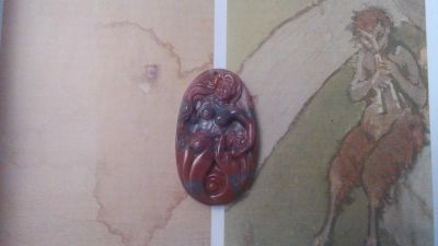 Лот: 4738308. Фото: 1. Резной кулон из агата русалка. Ювелирные изделия