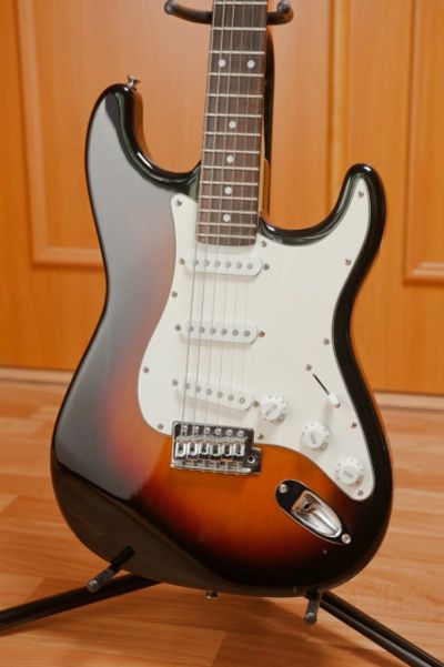 Лот: 2882098. Фото: 1. Электрогитара Stratocaster Bacchus... Гитары
