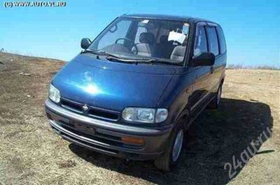 Лот: 552668. Фото: 1. Микроавтобус Nissan Serena. Автомобили
