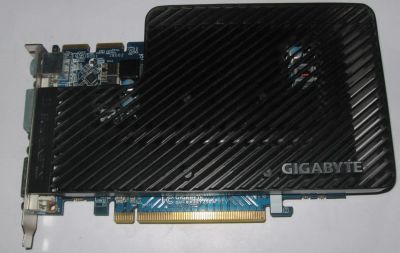 Лот: 6376798. Фото: 1. PCI-E видеокарта ATI 256mb HD... Видеокарты