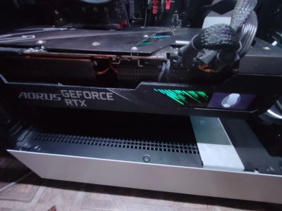 Лот: 19572171. Фото: 1. Gigabyte AURUS rtx 3090. Видеокарты