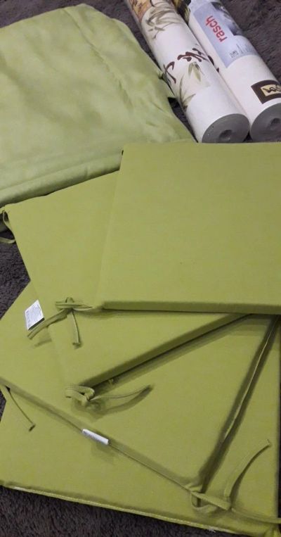 Лот: 16321296. Фото: 1. Подушки на сиденье 35х35х2 зелёные... Одеяла, подушки