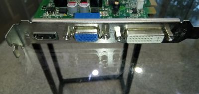 Лот: 21327274. Фото: 1. Видеокарта Nvidia Geforce GT220... Видеокарты
