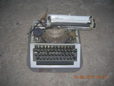 Лот: 2824394. Фото: 1. Старая печатная машинка. Другое (компьютеры, оргтехника, канцтовары)