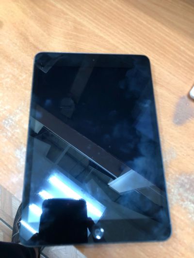 Лот: 15067363. Фото: 1. iPad a1432 16gb. Планшеты