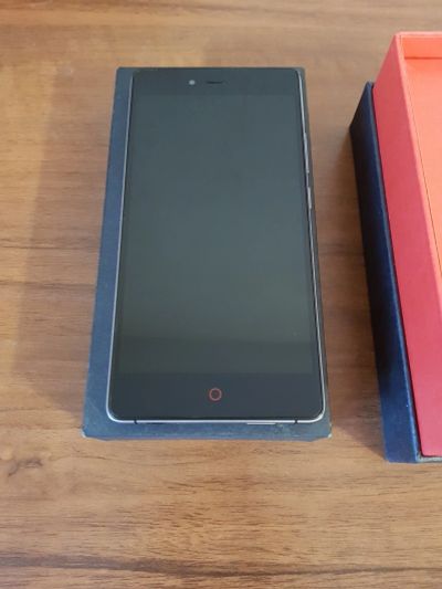 Лот: 11972432. Фото: 1. ZTE Nubia Z9 max (экран FHD 5... Смартфоны