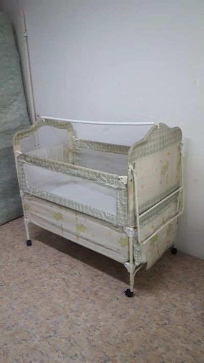 Лот: 25357712. Фото: 1. Детская кроватка Geoby (Геоби... Детские кровати и кроватки