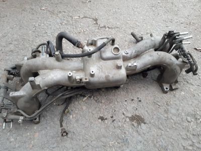 Лот: 9382842. Фото: 1. Коллектор впускной Subaru Forester... Двигатель и элементы двигателя