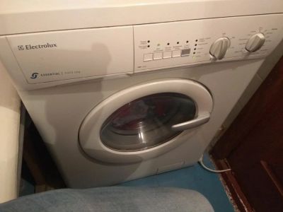 Лот: 10248694. Фото: 1. Стиральная Машина Electrolux EWF... Стиральные машины