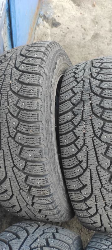 Лот: 18180622. Фото: 1. Шины покрышки 4 шт . Nokian r... Шины