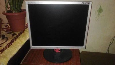 Лот: 5247373. Фото: 1. Монитор LG flatron l1752tr-sf... ЖК-мониторы