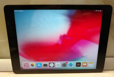Лот: 25851529. Фото: 1. iPad Air 32 Gb (wi-fi + Cellular... Планшеты