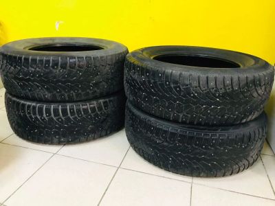Лот: 16416927. Фото: 1. Шины Pirelli Formula Ice 215/65... Шины