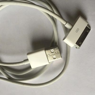 Лот: 7932444. Фото: 1. Кабель оригинал для IPhone 4/4s... Дата-кабели, переходники