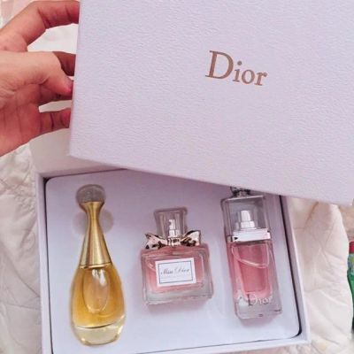 Лот: 17298876. Фото: 1. Подарочный набор 3в1 Dior. С 1... Подарки на 8 марта