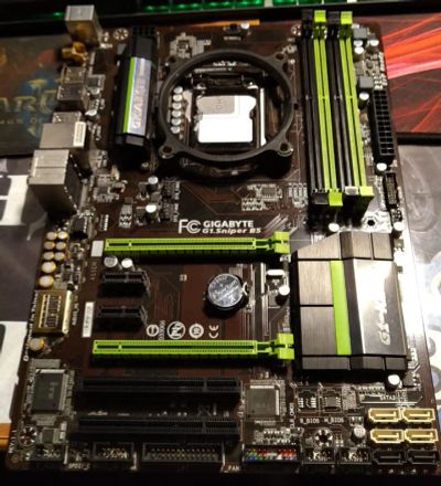 Лот: 14664290. Фото: 1. Материнская плата Gigabyte G1... Материнские платы