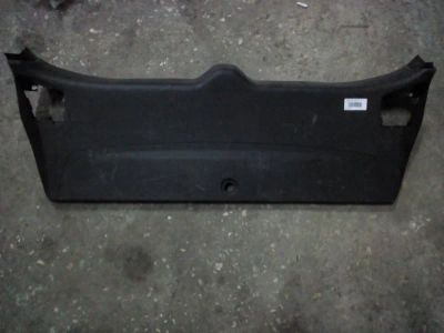 Лот: 21413632. Фото: 1. обшивка двери багажника Mitsubishi... Двигатель и элементы двигателя
