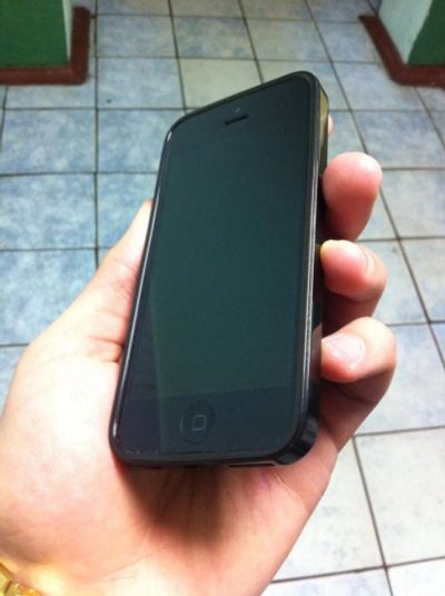 Лот: 4984698. Фото: 1. Смартфон Apple iPhone 5 16Gb BLACK... Смартфоны