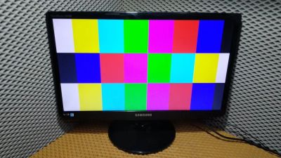 Лот: 21101758. Фото: 1. Широкоформатный ЖК монитор Samsung... ЖК-мониторы