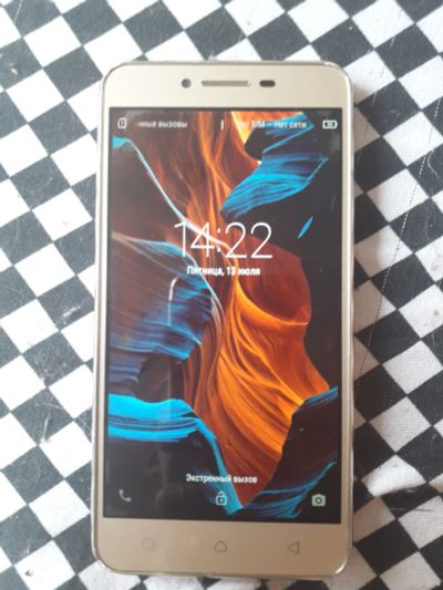 Лот: 11786916. Фото: 1. Продам смартфон Lenovo K5. Смартфоны