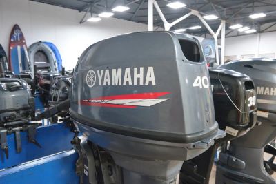 Лот: 25362805. Фото: 1. 2х-тактный лодочный мотор YAMAHA... Лодочные моторы