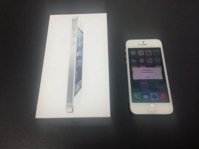 Лот: 4673963. Фото: 1. Iphone 5 32 gb белый. Смартфоны
