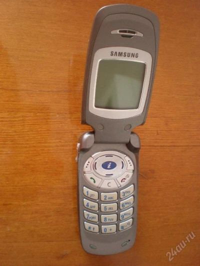 Лот: 52968. Фото: 1. Сотовый телефон Samsung A800. Кнопочные мобильные телефоны