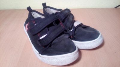 Лот: 10615617. Фото: 1. Кеды 33 размер. Кеды, кроссовки