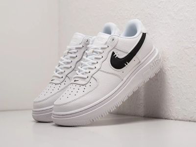 Лот: 20556527. Фото: 1. Кроссовки Nike Air Force 1 Luxe... Кеды, кроссовки, слипоны