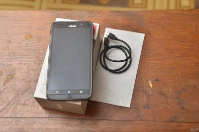 Лот: 12997483. Фото: 1. Asus Zenfone 2 ZE551ML, 64Gb ROM... Смартфоны