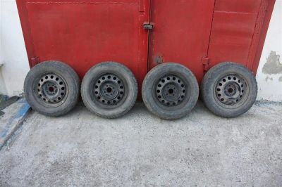 Лот: 1152470. Фото: 1. MICHELIN (195\65 R14) хорошая... Шины на дисках